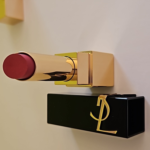 YSL Lipsticks Bold and Brick, rosy and daring rust red - Picture 2 of 5